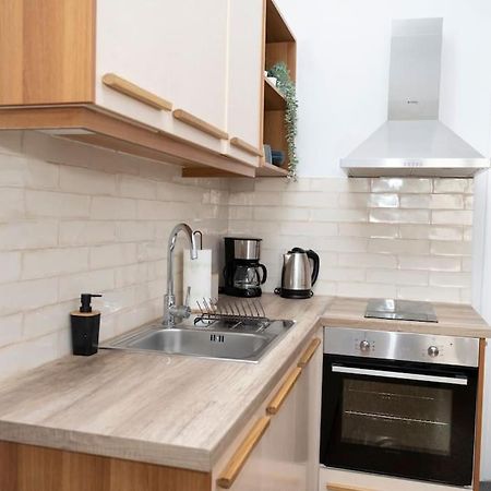 Homeresidence 1 Ермополи Екстериор снимка