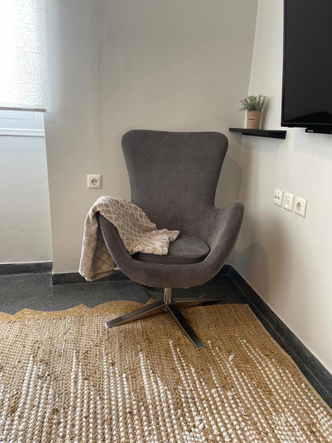 Homeresidence 1 Ермополи Екстериор снимка
