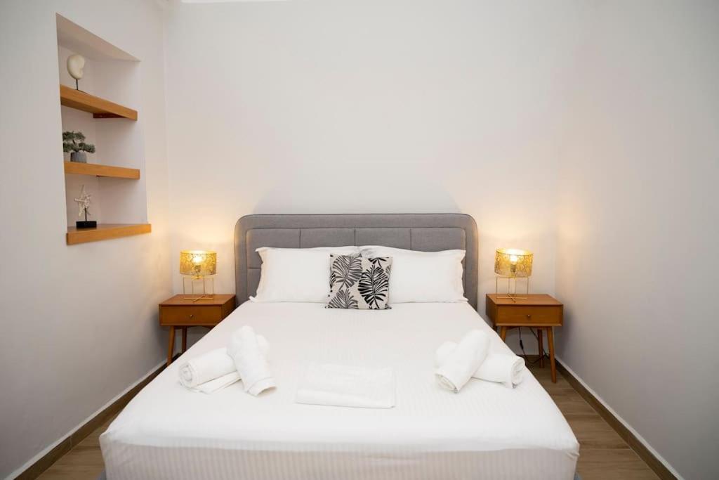 Homeresidence 1 Ермополи Екстериор снимка