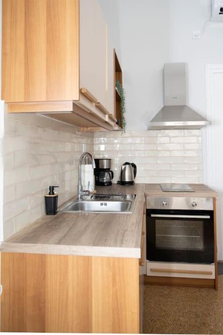 Homeresidence 1 Ермополи Екстериор снимка