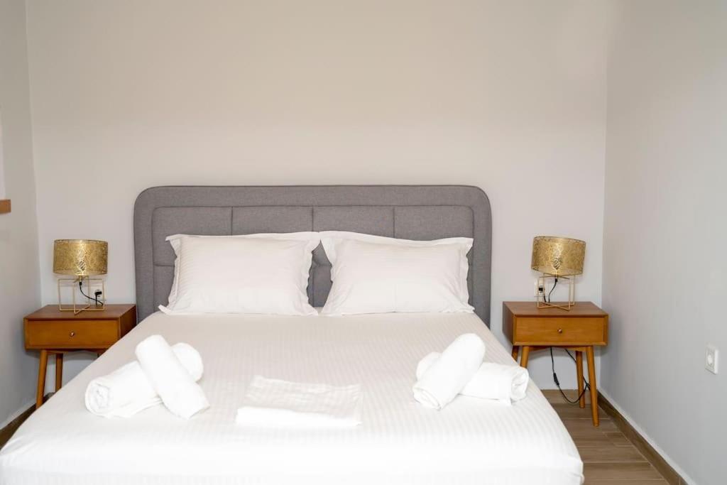 Homeresidence 1 Ермополи Екстериор снимка
