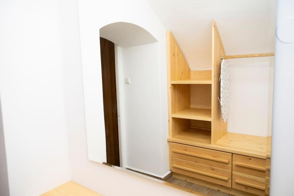 Homeresidence 1 Ермополи Екстериор снимка