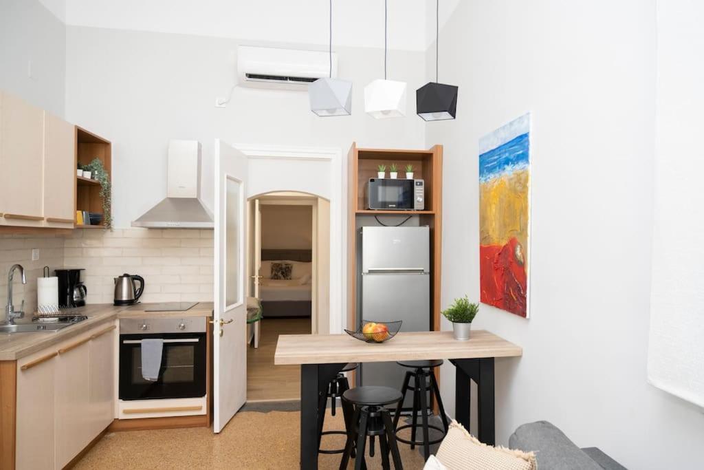 Homeresidence 1 Ермополи Екстериор снимка